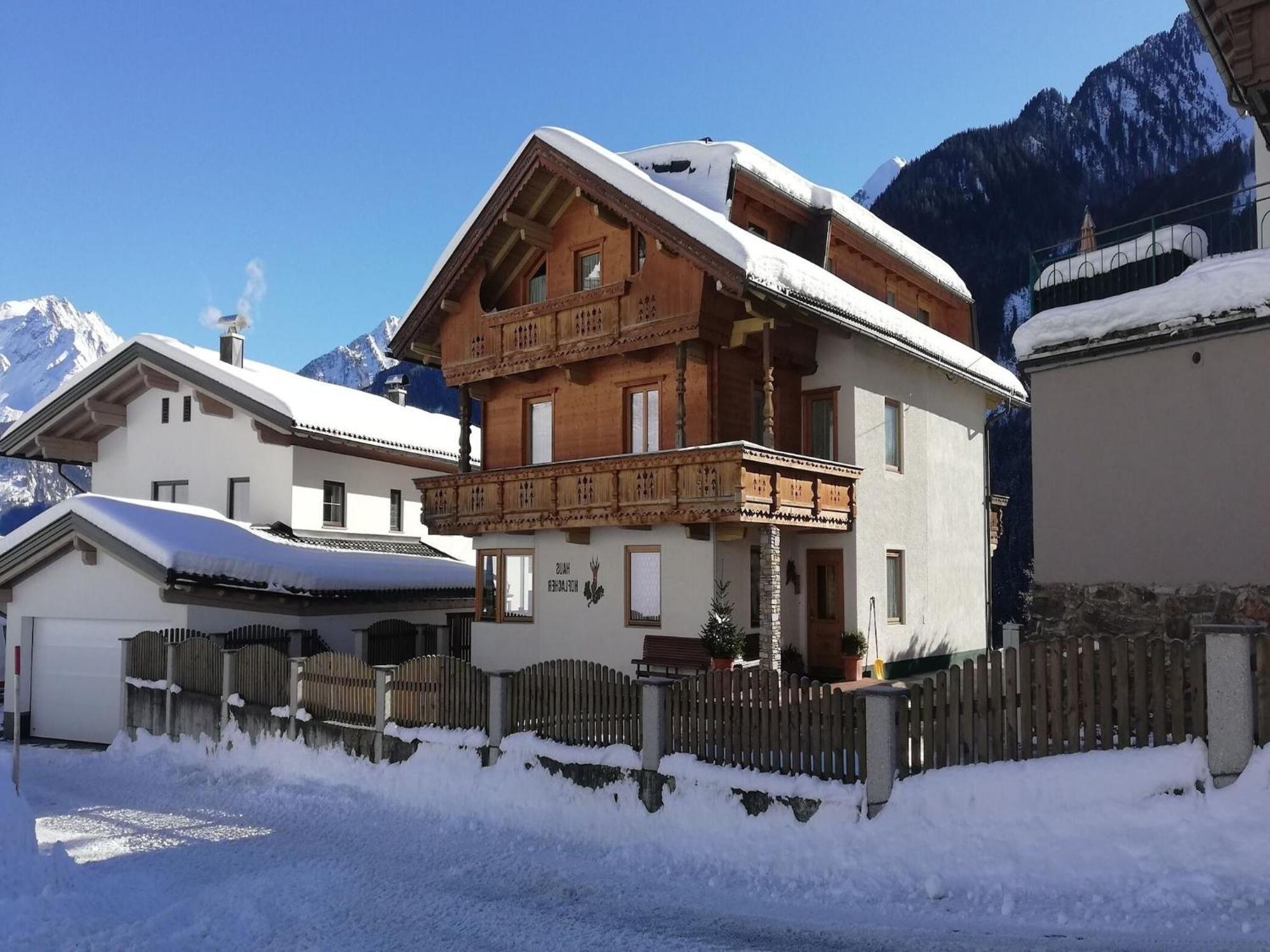 Apartment In Mayrhofen In The Mountains Exterior photo