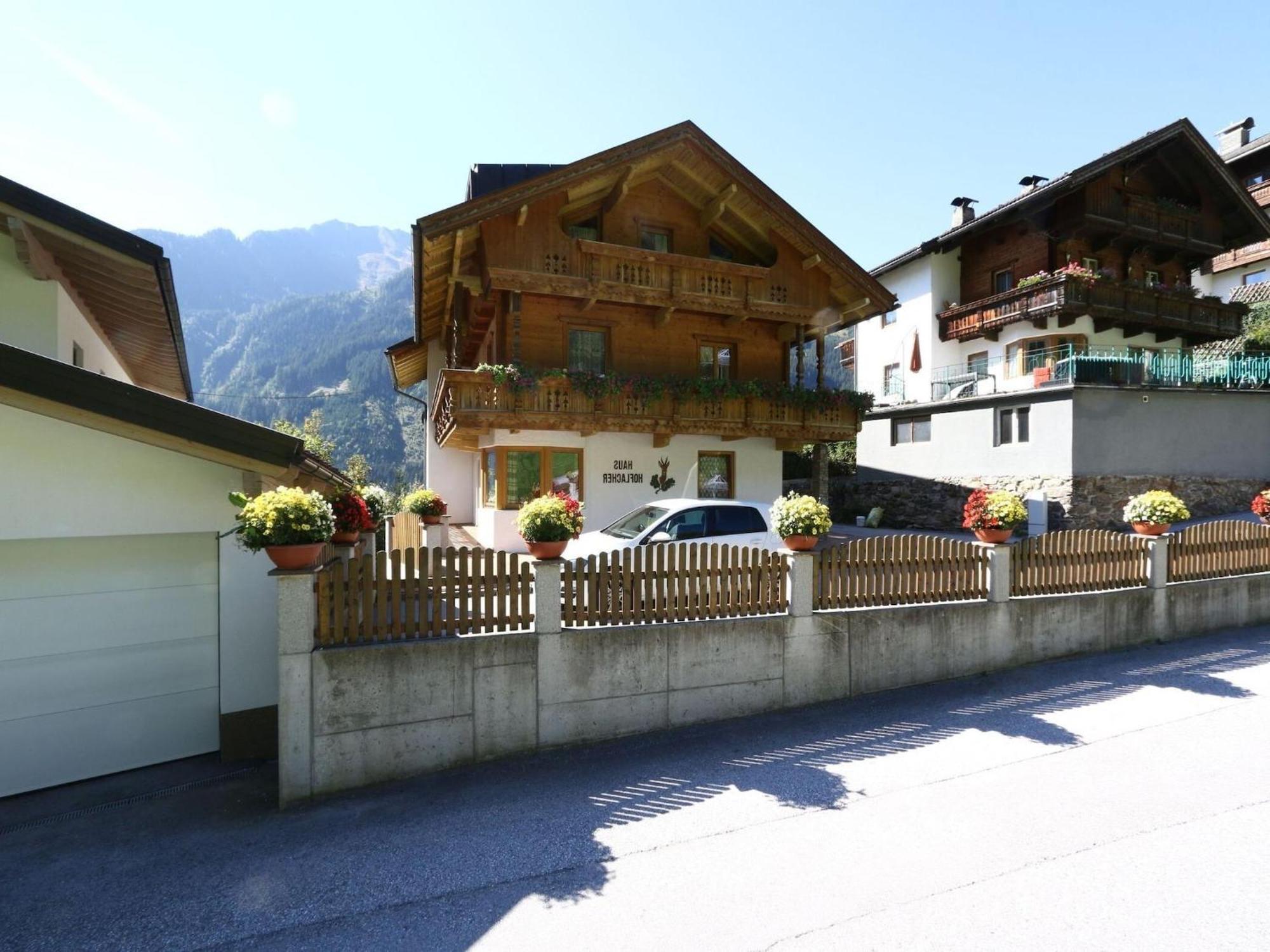 Apartment In Mayrhofen In The Mountains Exterior photo